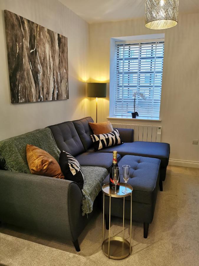Axiom Apartment - Beautiful Stylish 2 Bed. Cheltenham Exterior photo